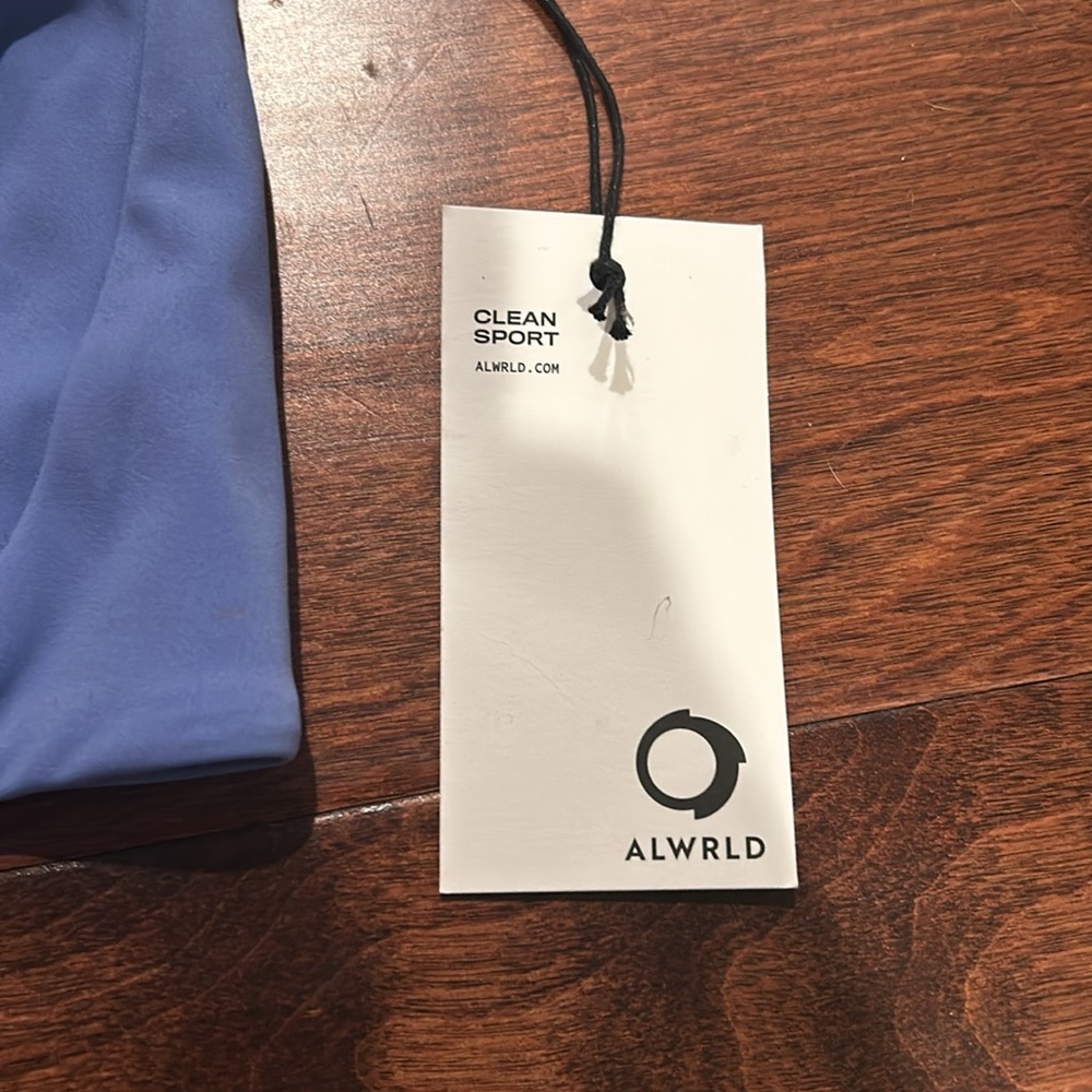 ALWRLD ALRN Mid Support Crop Sports Bra - Picture 8 of 12